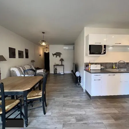 Astrella * 邦多勒